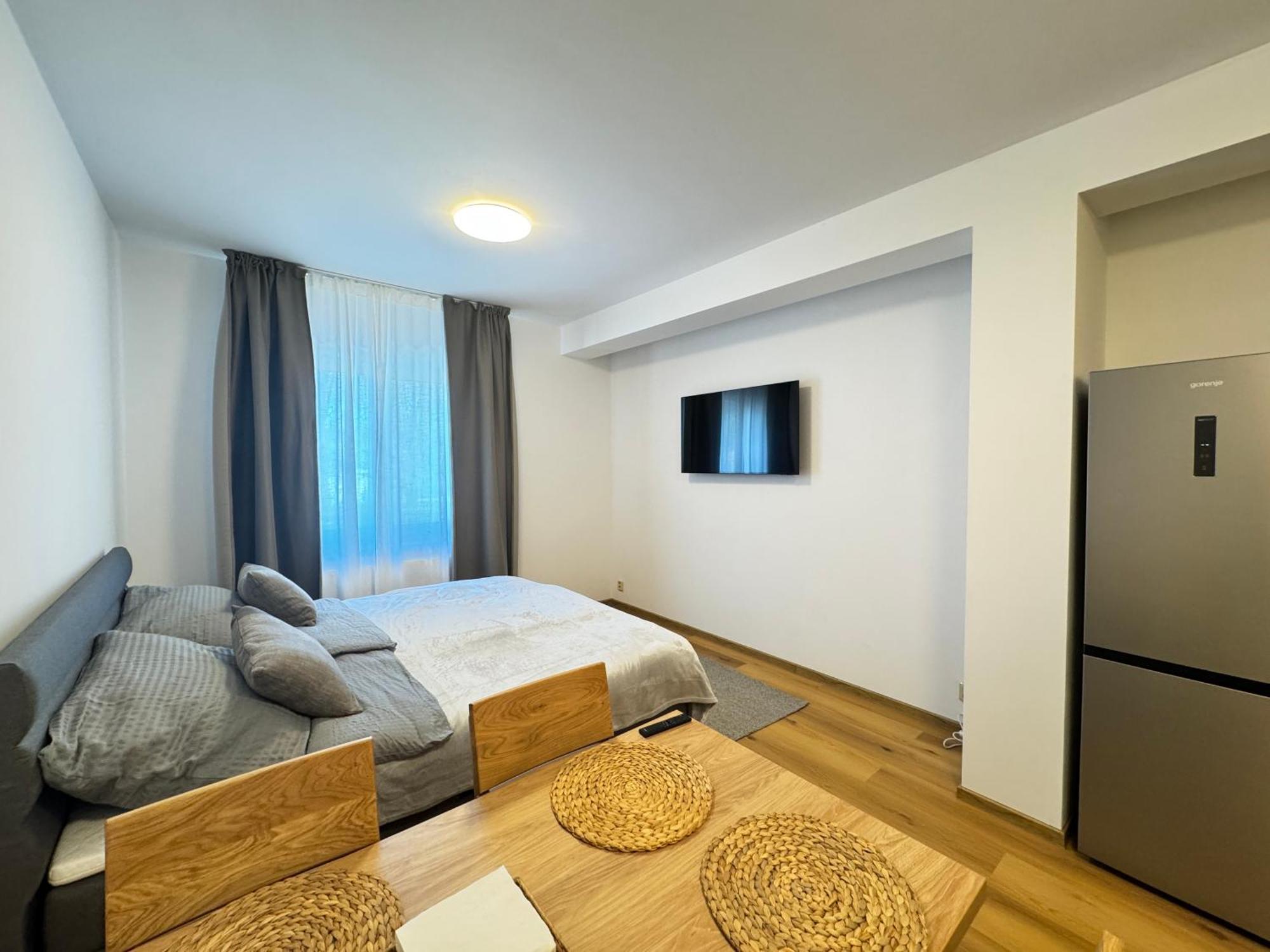 Riverside Apartment Praha Esterno foto